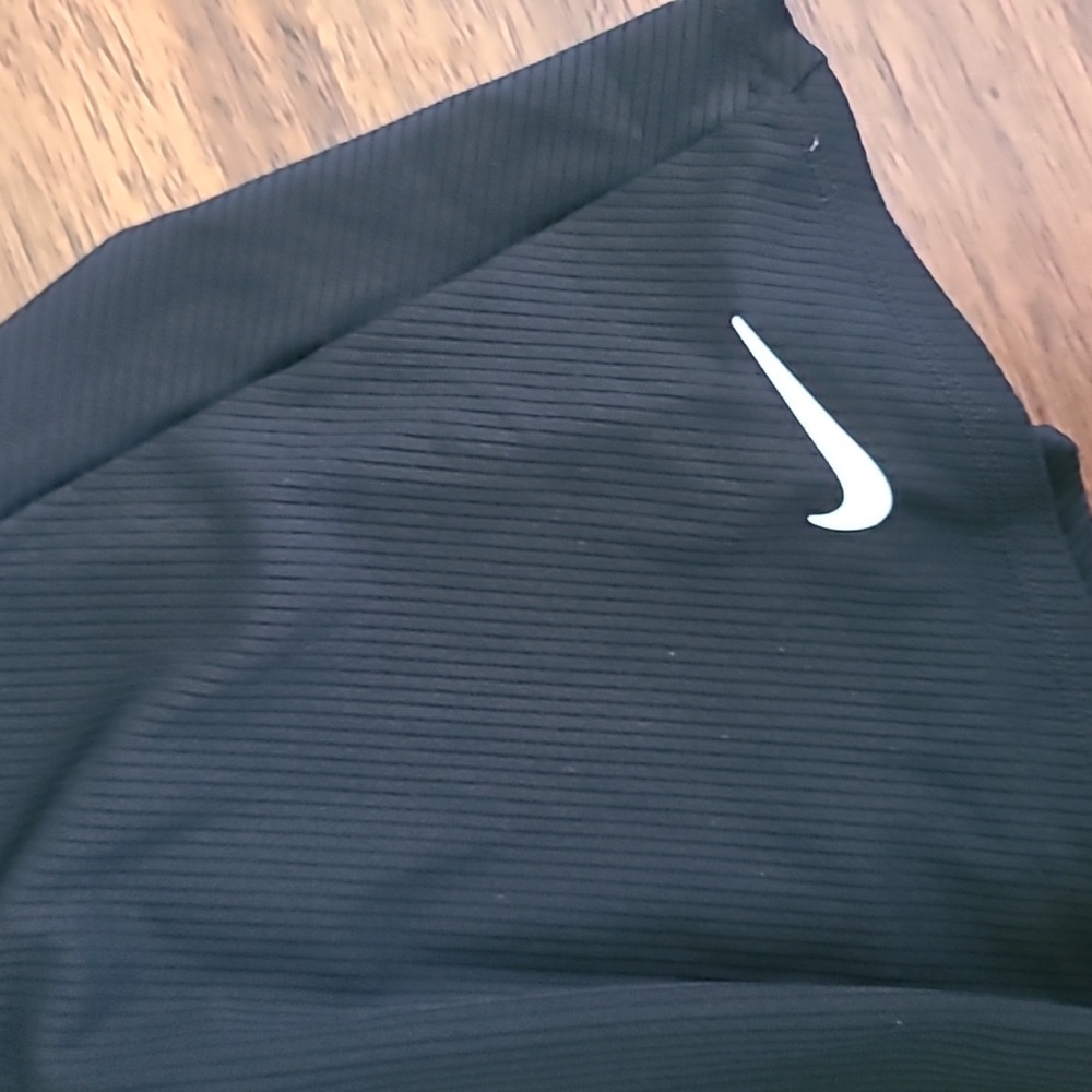 Nike golf-pickelball  skort Size Med - Picture 2 of 5